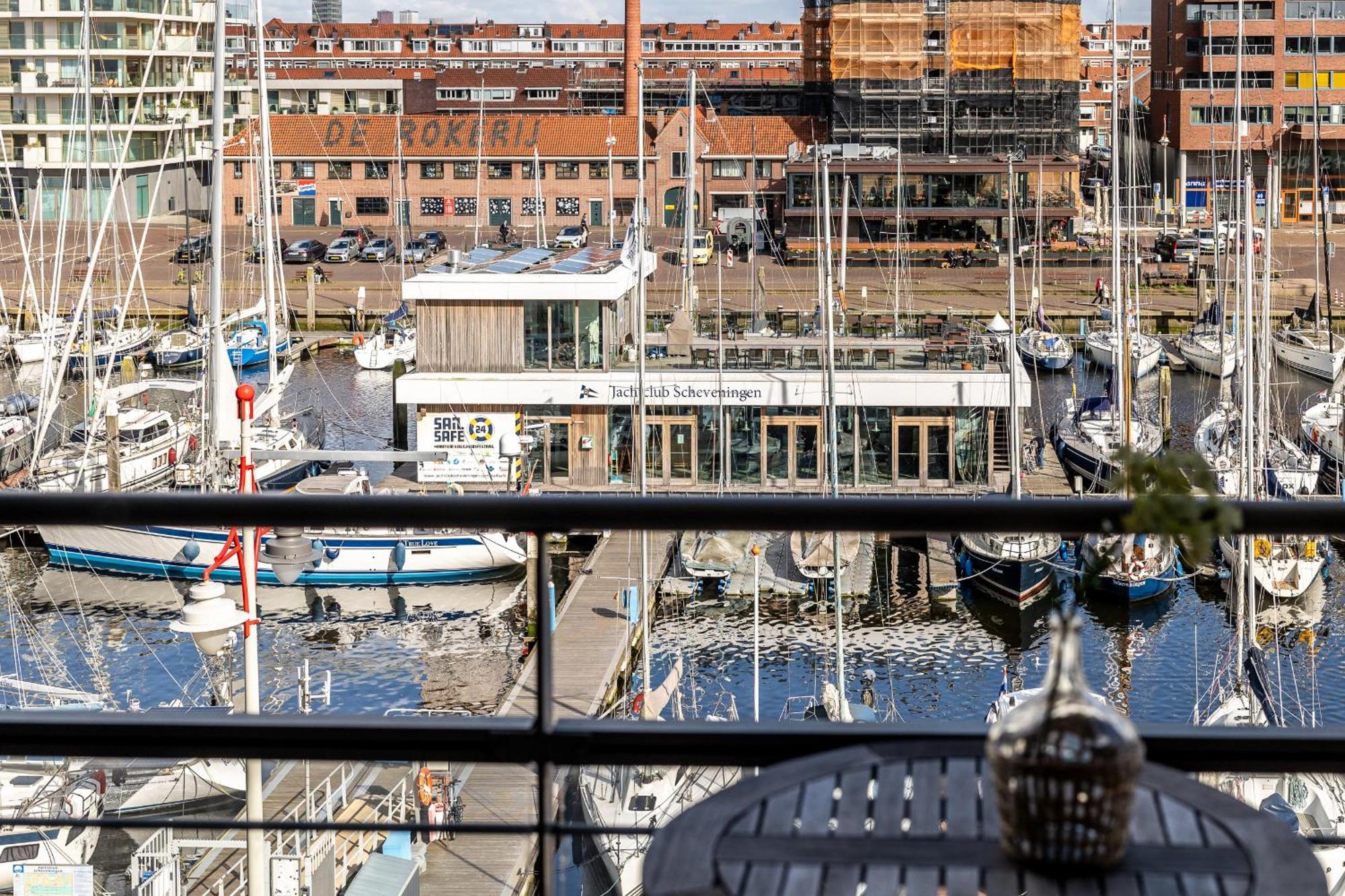 Bizstay Harbour I Scheveningen Apartments La Haya Exterior foto